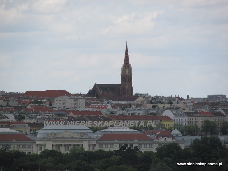 Panorama Wiednia ze wzgórza Schonbrunn